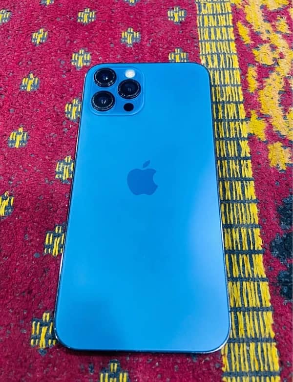 IPhone 12 Pro Max factry unlock zong ke sim chal rahi ha urgent sale 1