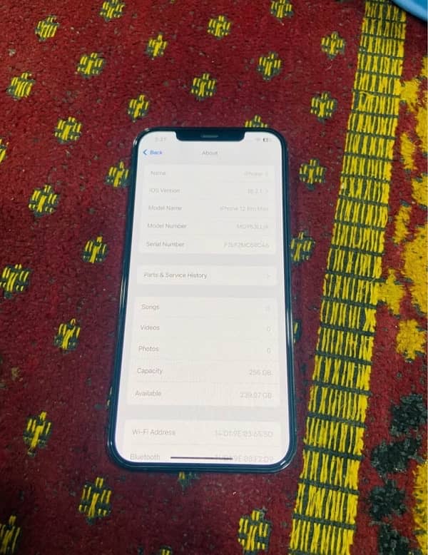 IPhone 12 Pro Max factry unlock zong ke sim chal rahi ha urgent sale 4