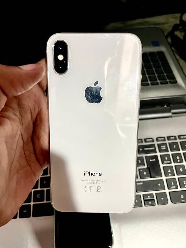 iPhone X 64GB 0