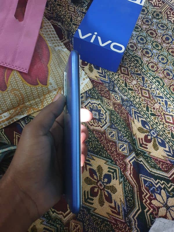 vivo Y31 7