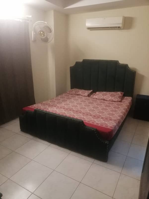 E 11 2 Royal Apartment Furnished 2 Bed Ground Floor No G04 0