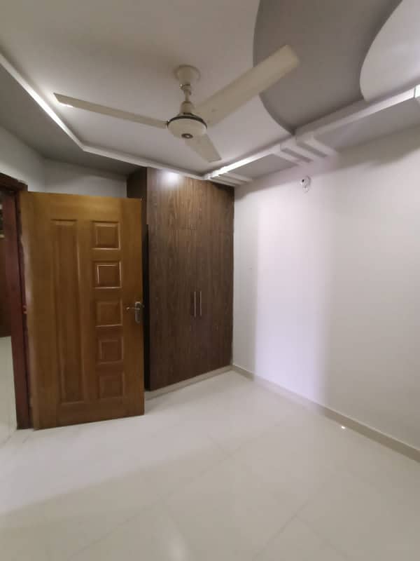 E 11 3 Multi Garden 2 Bed Tv L Tile Floor For Rent Bachelor Office 0