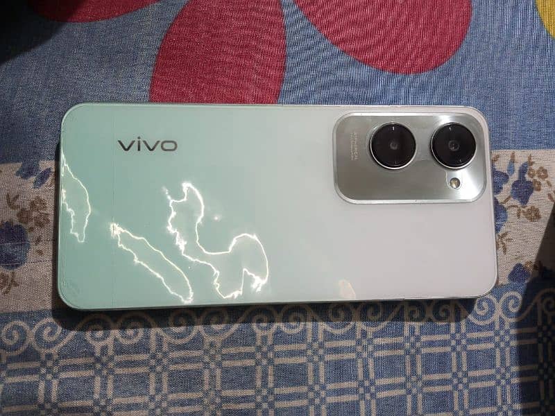 vivo Y18s 4/128 1