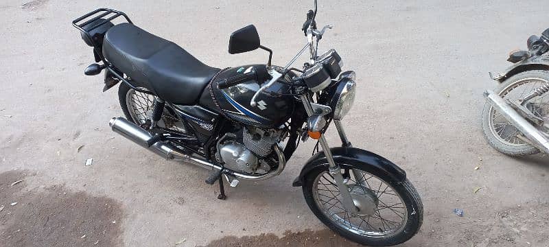 Suzuki GS 150 2023 Bike 0