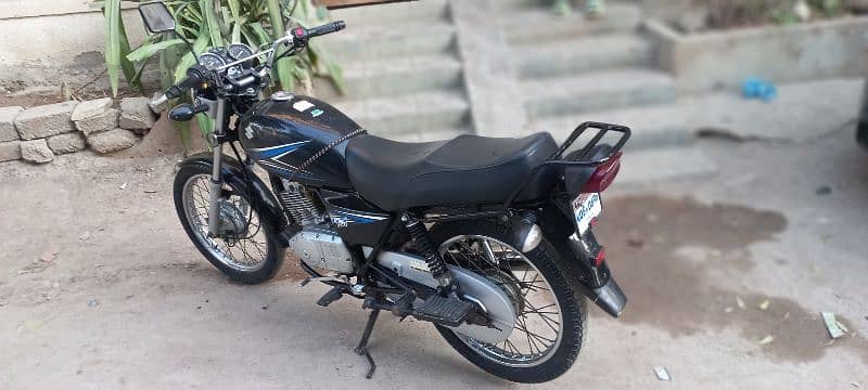 Suzuki GS 150 2023 Bike 1