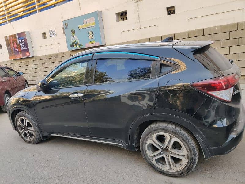 Honda Vezel 2016 3