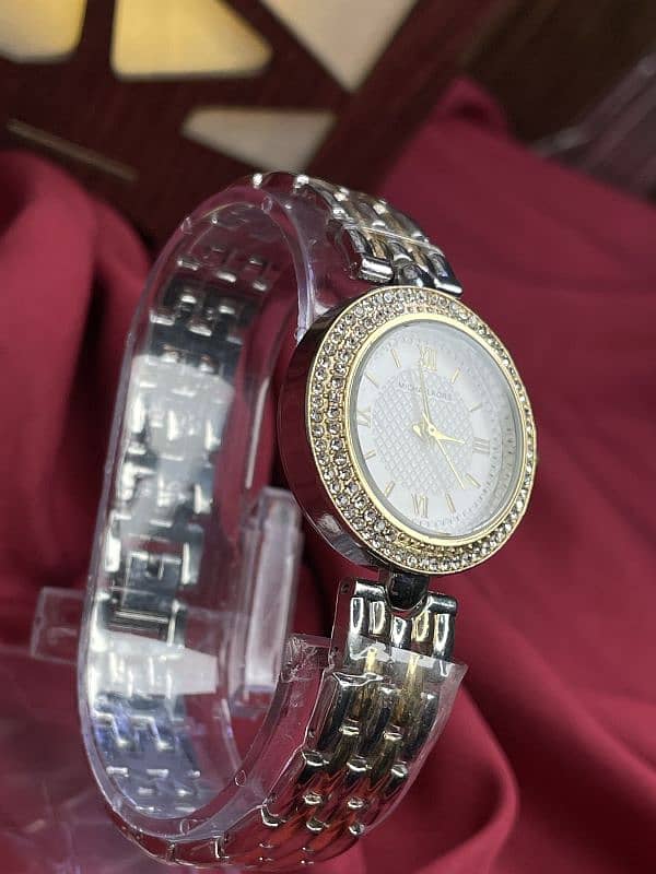 MK WATCH FOR GIRLS/WOMEN 1