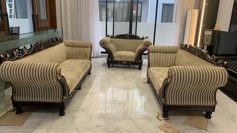 6 seater sofa set , one three seater,two & one Excellent condition 5