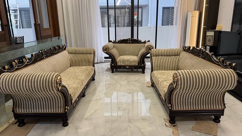 6 seater sofa set , one three seater,two & one Excellent condition 7