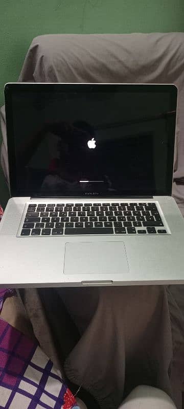 Mac book pro 2011 5