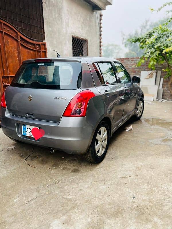 Suzuki Swift 2013 DLX GRAY COLOUR 4