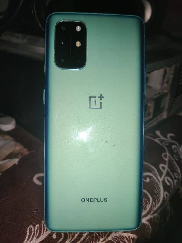 One plus 8t 4