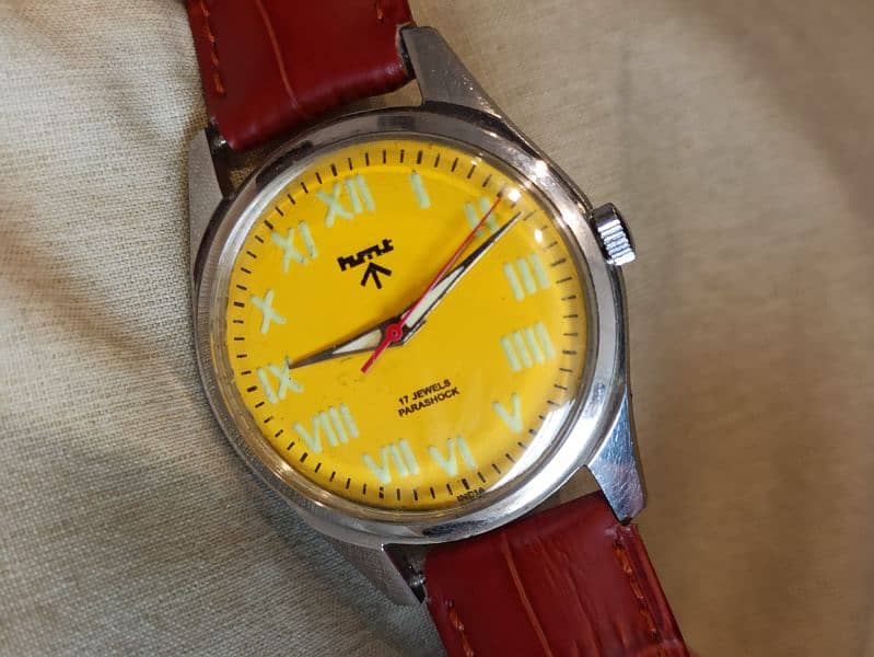 HMT Mango Dail Antimagnetic watch 10