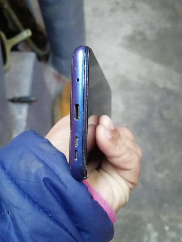 Nokia g10 4gb64 all OK Oppo f5 4gb32 ok  h condition ap Pic me only 2