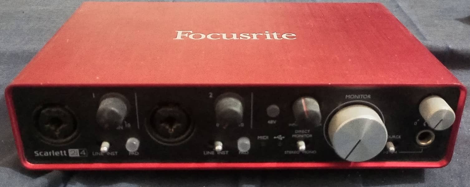 Focusrite Scarlett 2i4 (2nd Gen) 0