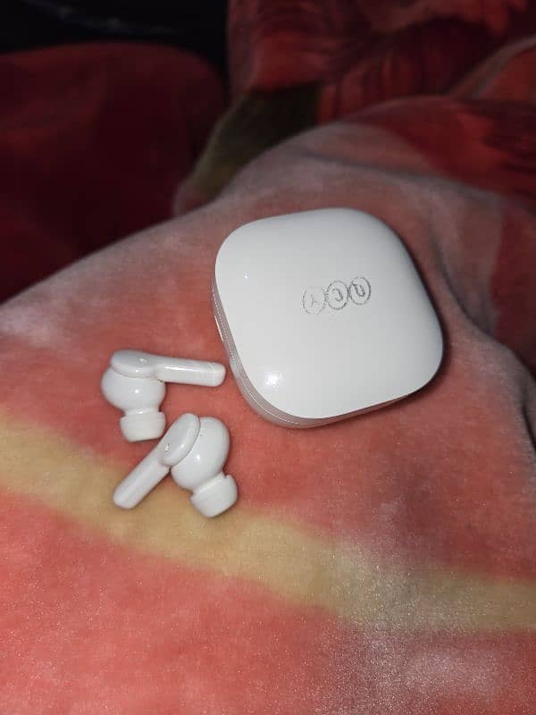 QCY orignal earbuds 2