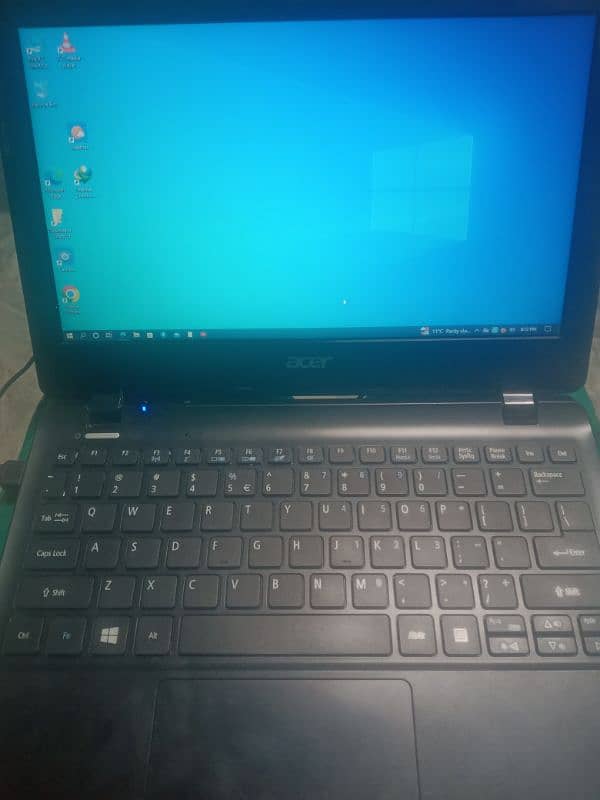 Acer laptop 4