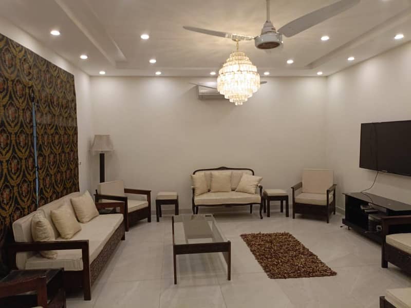 10 marla brand new luxury Spanish upper portion available for rent near ucp University or University of lahore or shaukat khanum hospital or abdul sattar eidi road M2 0