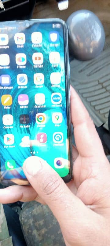 vivo s1 6/128  in dasplay finger officel pta aprov 5