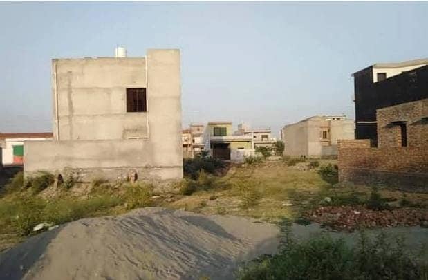 5 Marla Plot For Sale In Dream Avenue Lahore Prime Location, 3