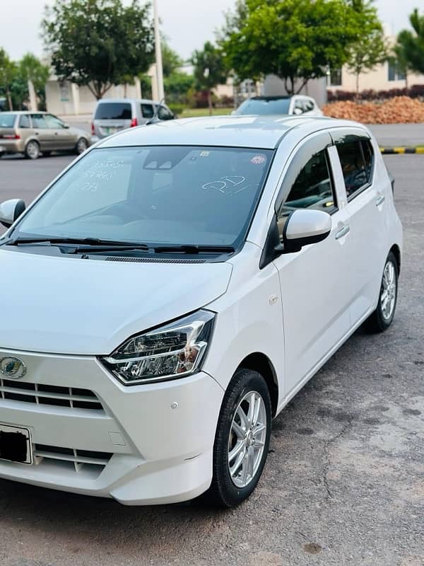 Daihatsu Mira XSA lll limited (full option) 2022 1