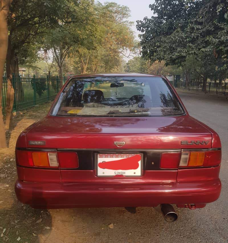 Nissan Sunny 1990 in Immaculate condition 2