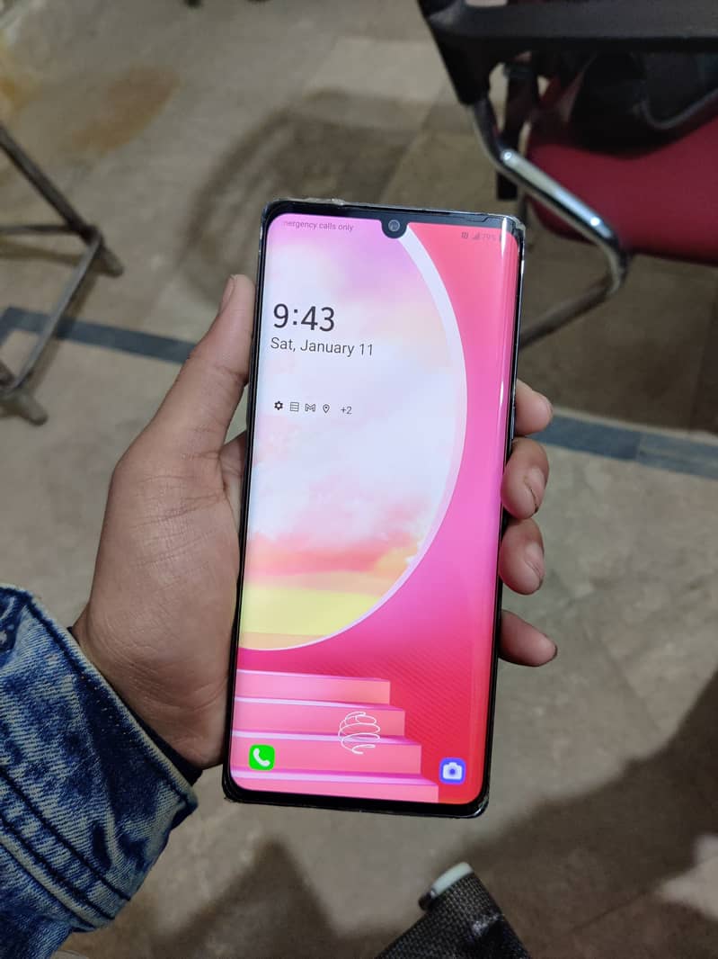 LG Velvet 5G 1