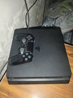 pa4 Slim 500(GB) One controller 2 Game