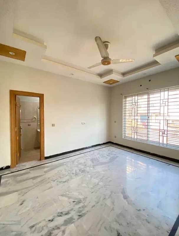 14 Marble Beautiful Double Road Ground Floor Portion For Rent G-11 2