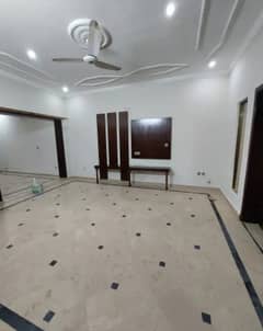 14 Marble Beautiful Upper Portion For Rent G-11