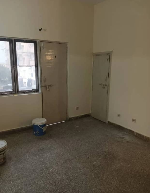 G-11/4 FGEHA E-Type First Floor Flat For Rent 5