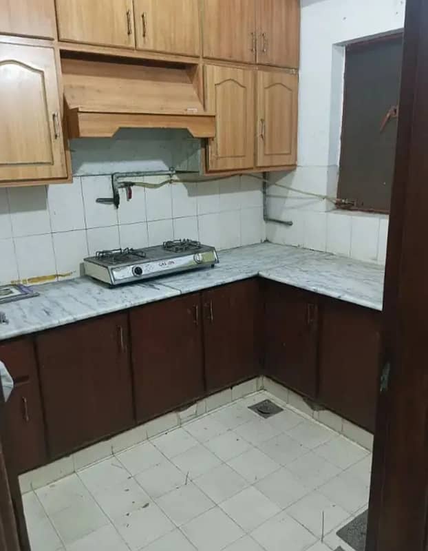 G-11/4 FGEHA E-Type First Floor Flat For Rent 6