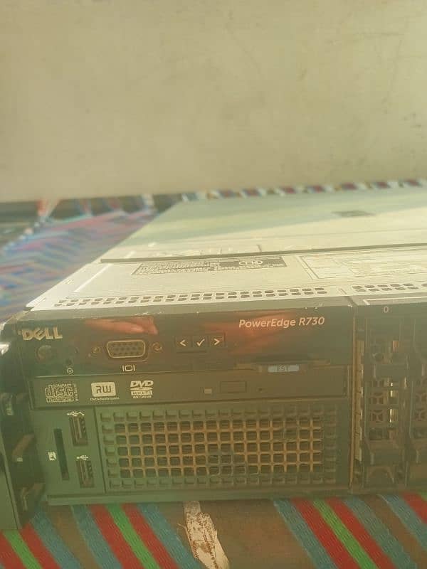 DELL POWER EDGE R730 SERVER FOR SALE ON LOW PRICE 0