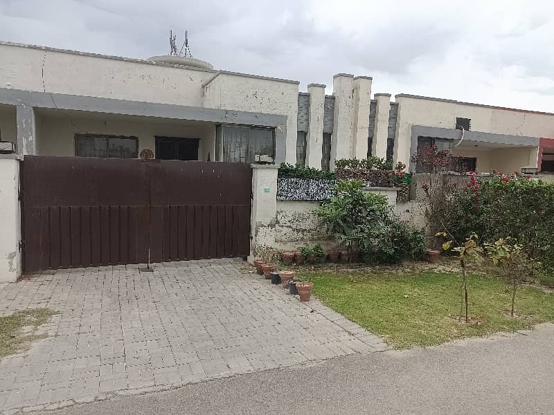 Single Storey 5 Marla House Available In Khayaban-E-Amin - Block N For Sale 0