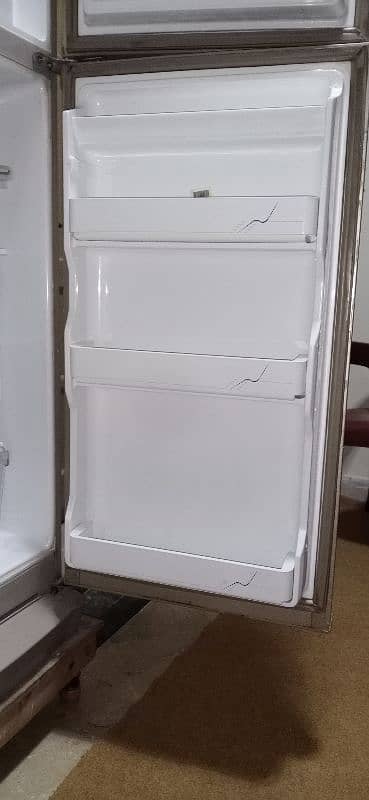 Dawlance Fridge 10