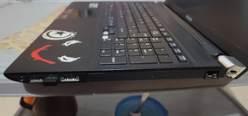 Toshiba Laptop 4