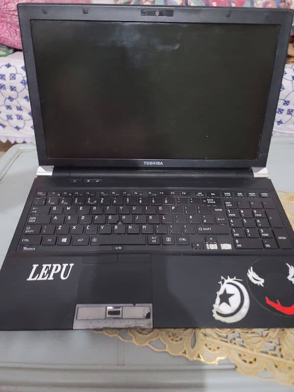 Toshiba Laptop 8