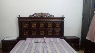 Bed set  Dressing table & show cases