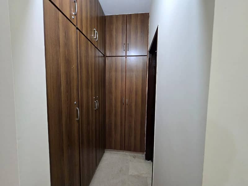 10 Marla Used House Available For Sale In Gulbahar Block Sector C Bahria Town Lahore 12