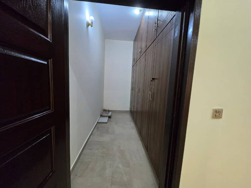 10 Marla Used House Available For Sale In Gulbahar Block Sector C Bahria Town Lahore 26