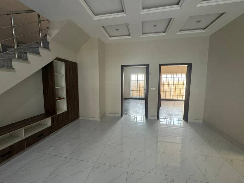 6.75 Marla House Available For Sale In Bahria Orchard Phase 1 Southern 11