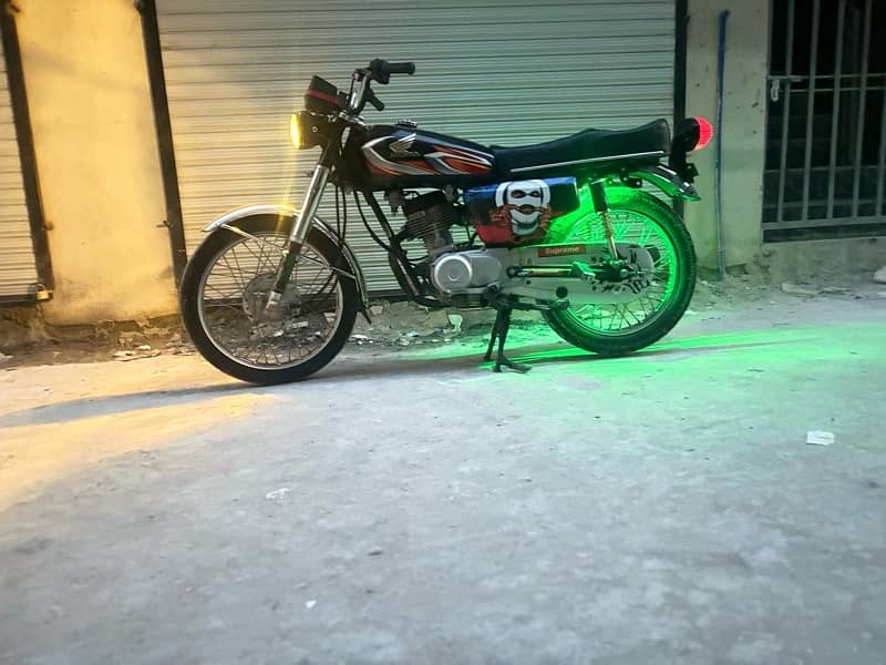 Honda 125 2021 model urgent sale 3