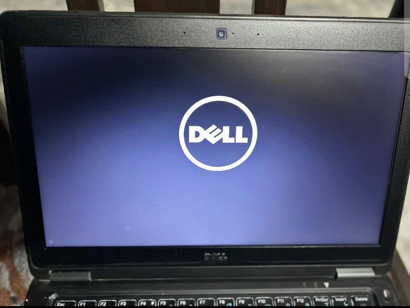 Dell latitude e7250 core i5 5th generation 1