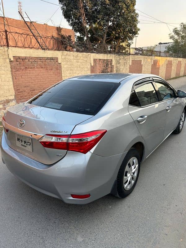 Toyota Corolla GLI 2015 Total Genuine 5