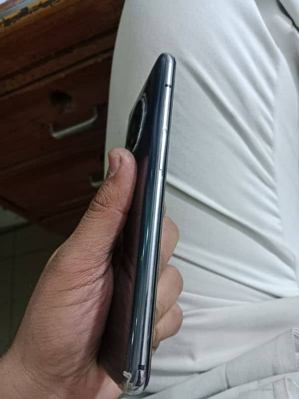 one plus 7t 8/138 10/10 candition 4