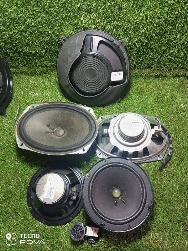 BOSE COMPLETE SOUND SYSTEM AVAILABLE 1