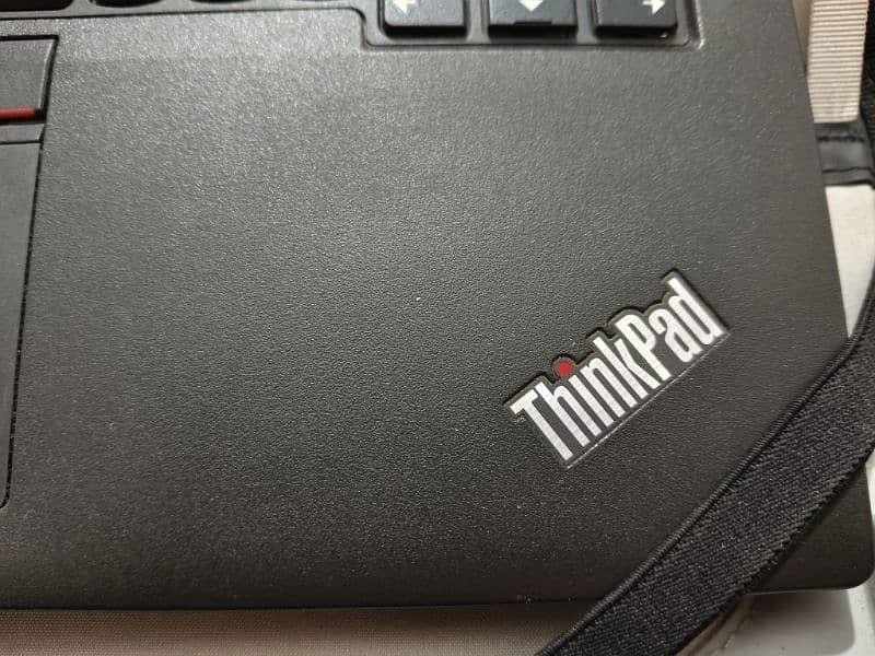 Lenovo ThinkPad Core i5 - 6300U 7