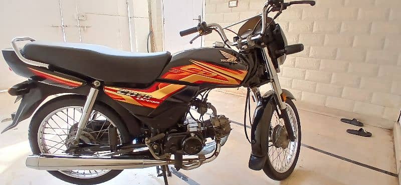 Honda Dream CD70 4