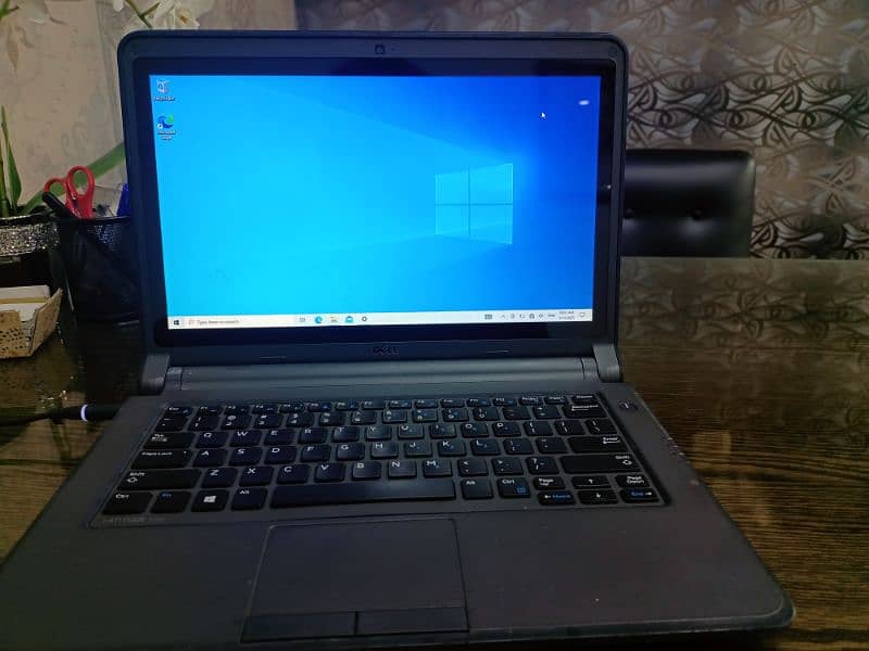 Dell Core i3 0