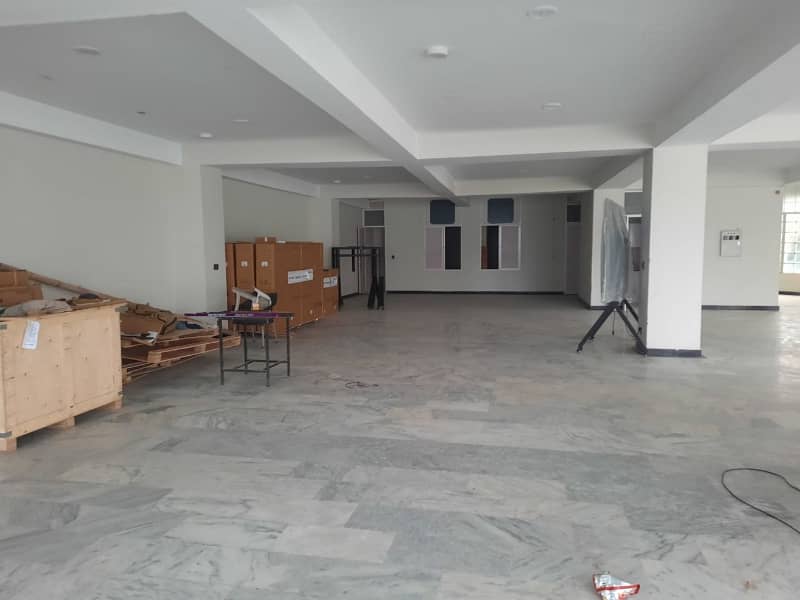 5000 Sq Ft Commercial Space Available For Rent In Expressway Islamabad 11